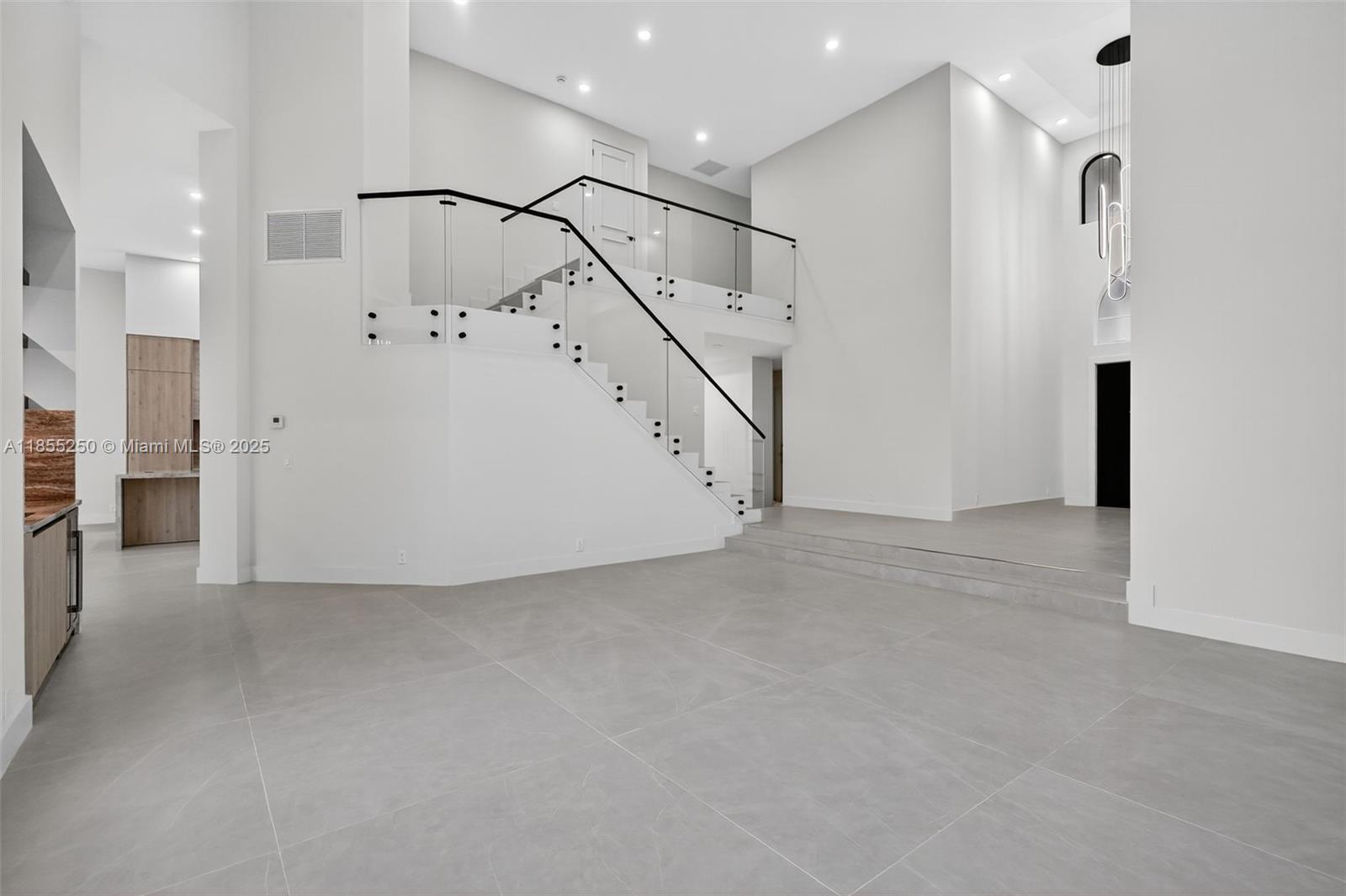KAPOK GROVE ESTATES - Residential