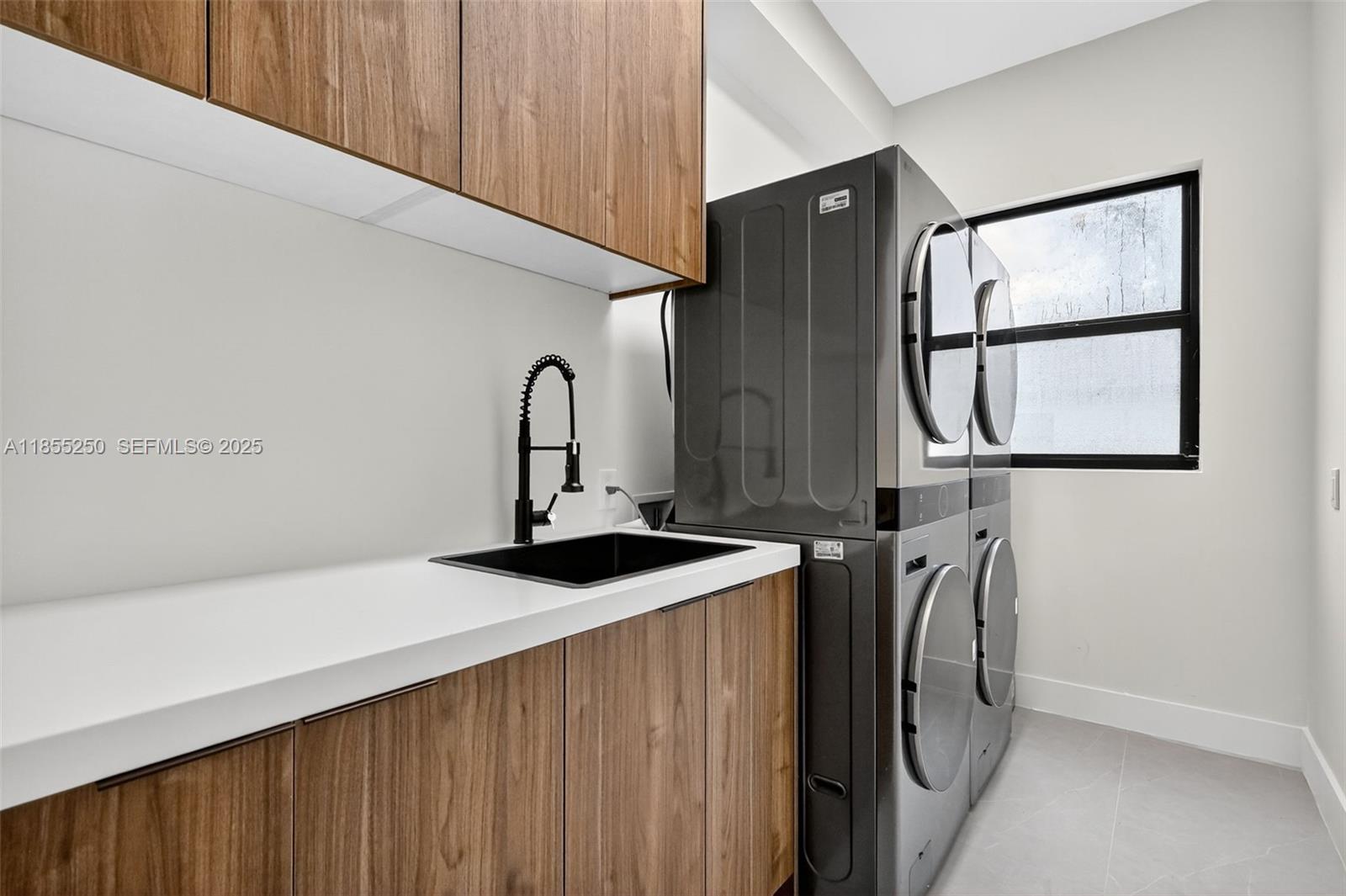 KAPOK GROVE ESTATES - Residential