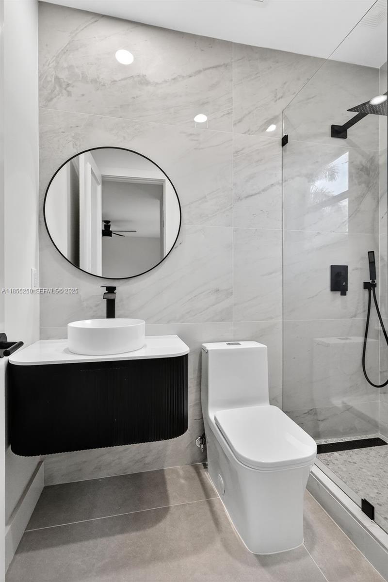 KAPOK GROVE ESTATES - Residential