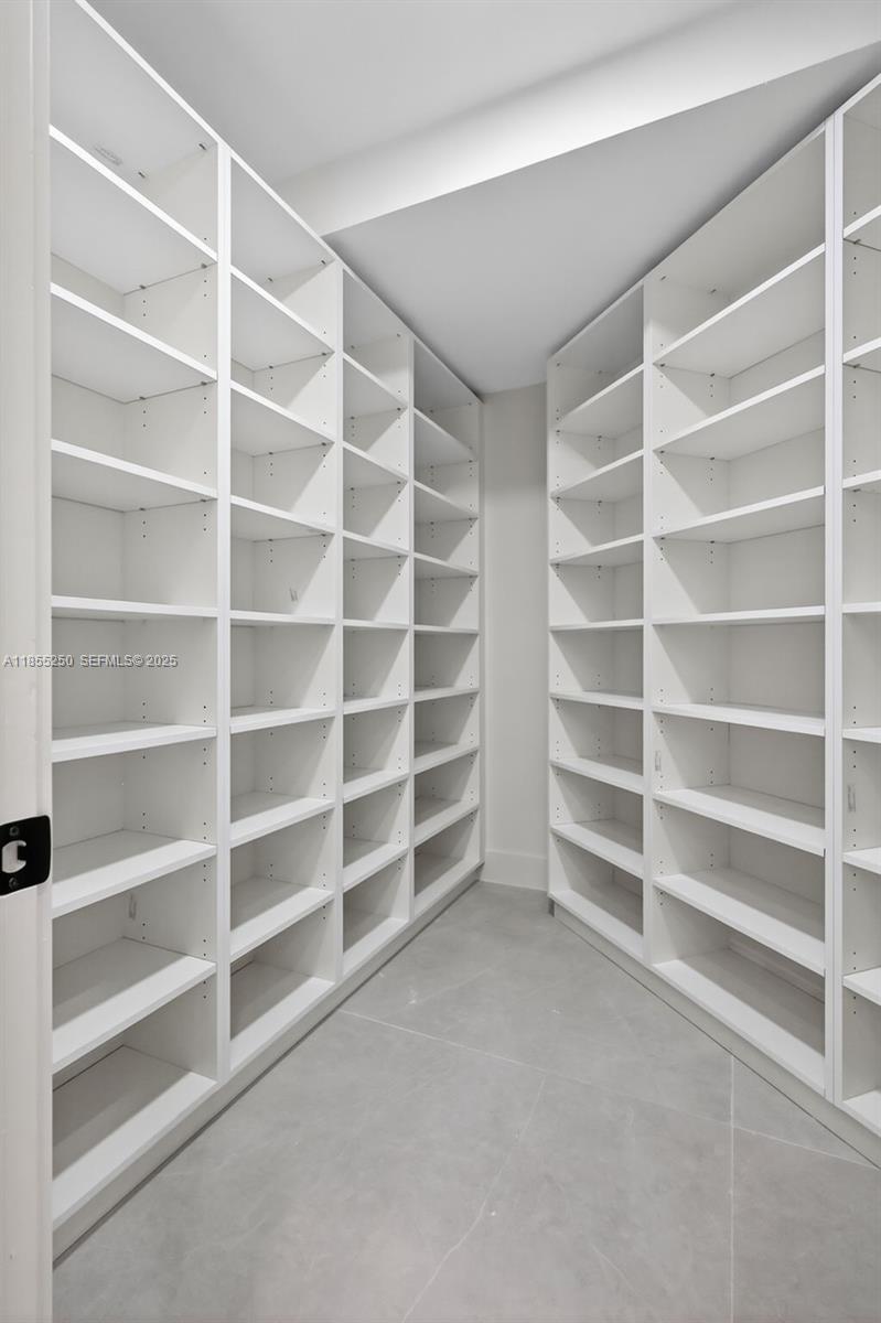 KAPOK GROVE ESTATES - Residential