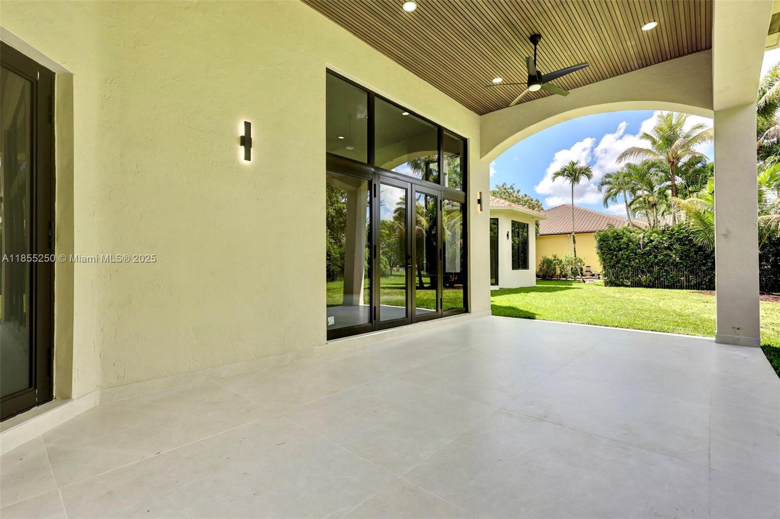 KAPOK GROVE ESTATES - Residential