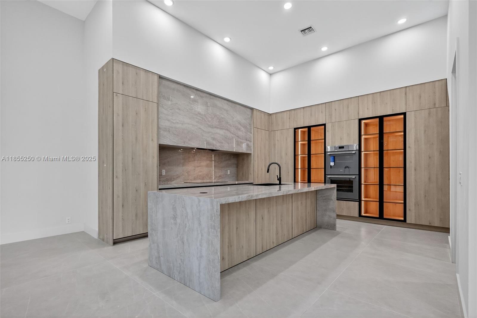 KAPOK GROVE ESTATES - Residential