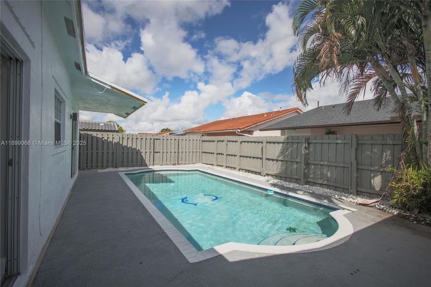 NEW ROOF, A/C 2022 AND NO HOA! Beautiful one story single family corner home with completely new kitchen, stainless steal appliances and modern washer and dryer in the double garage. Also, new zebra shades in the common areas and blackout shades in the bedrooms. THE PROPERTY SITS ON A 5,126 SQFT LOT with a convenient pool in the backyard. Great location near Miami Zoo!