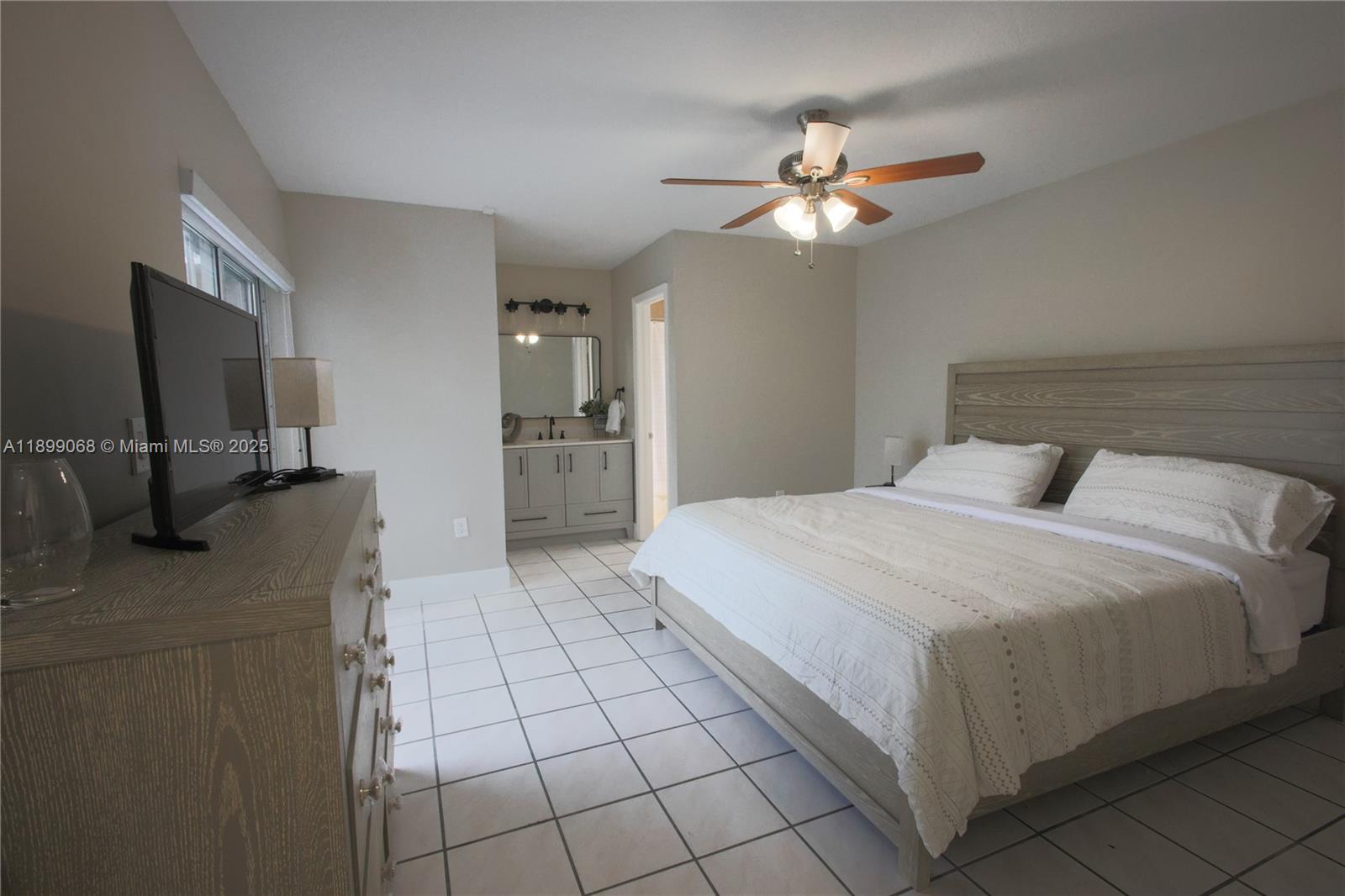 MAJESTIC HOMES - Residential