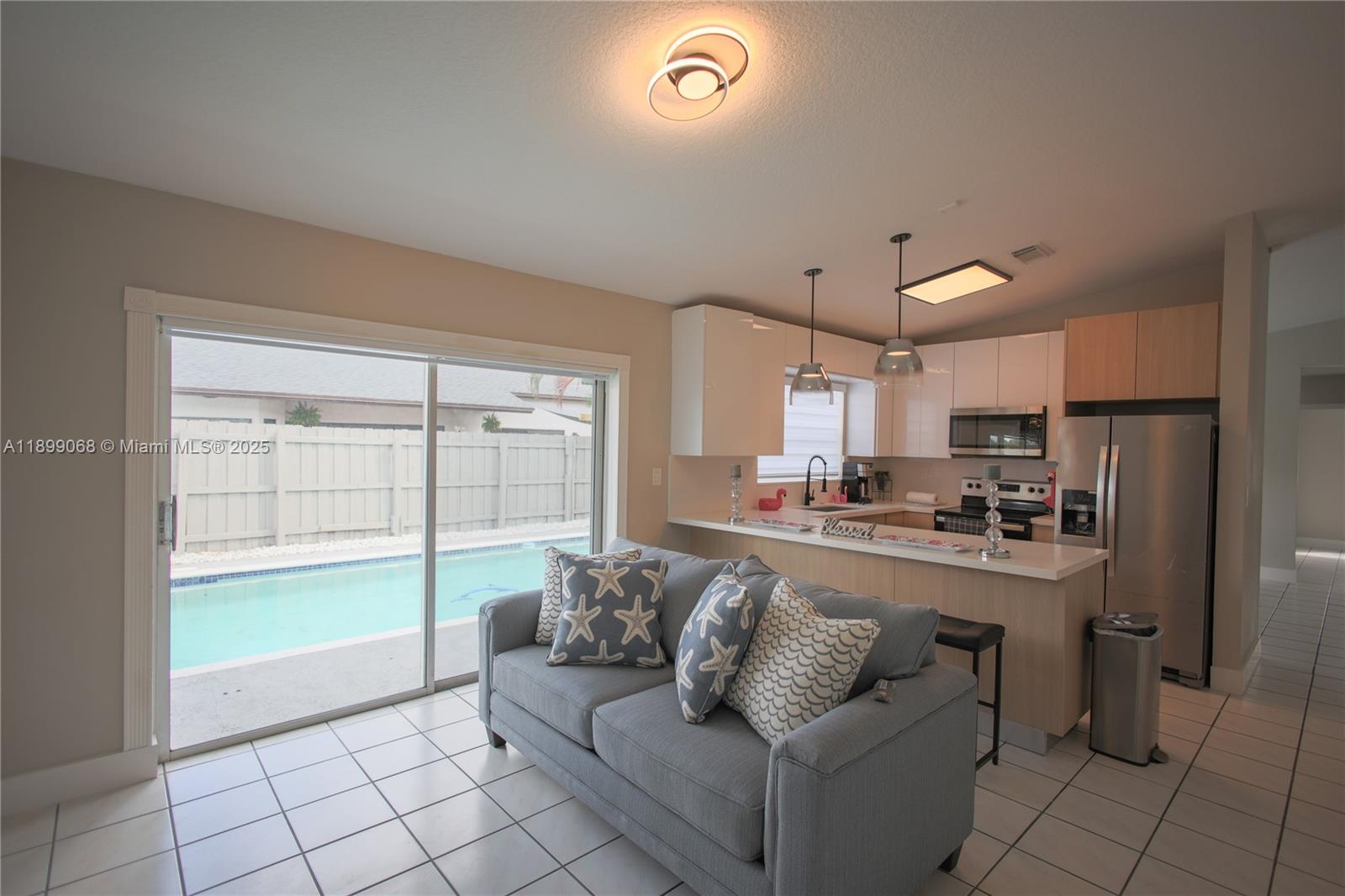 MAJESTIC HOMES - Residential