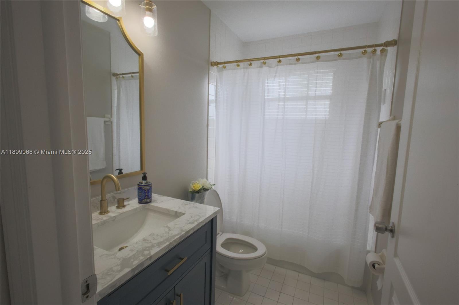 MAJESTIC HOMES - Residential