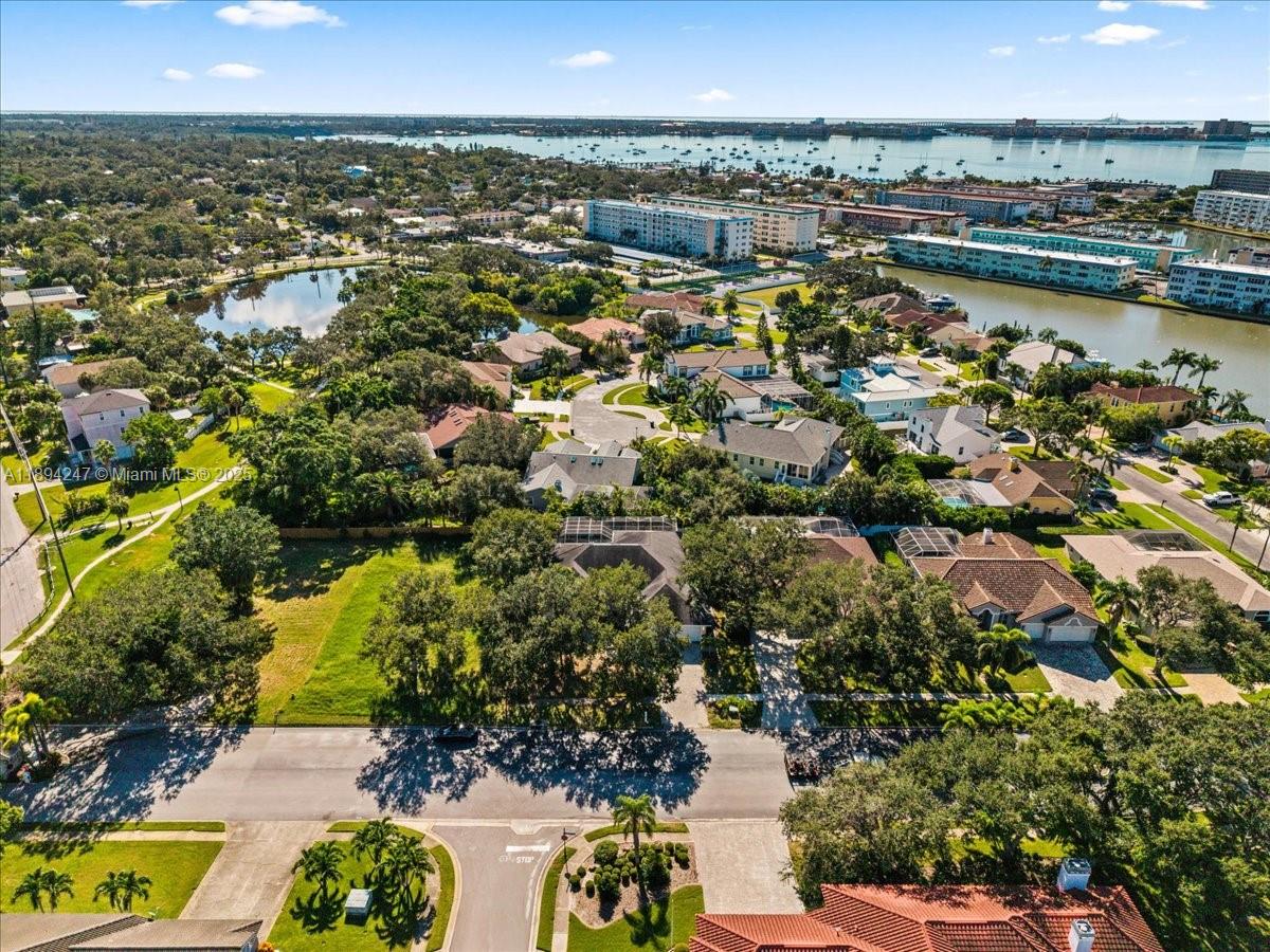 SKIMMER POINT - Residential