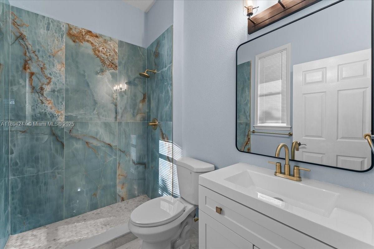 SKIMMER POINT - Residential