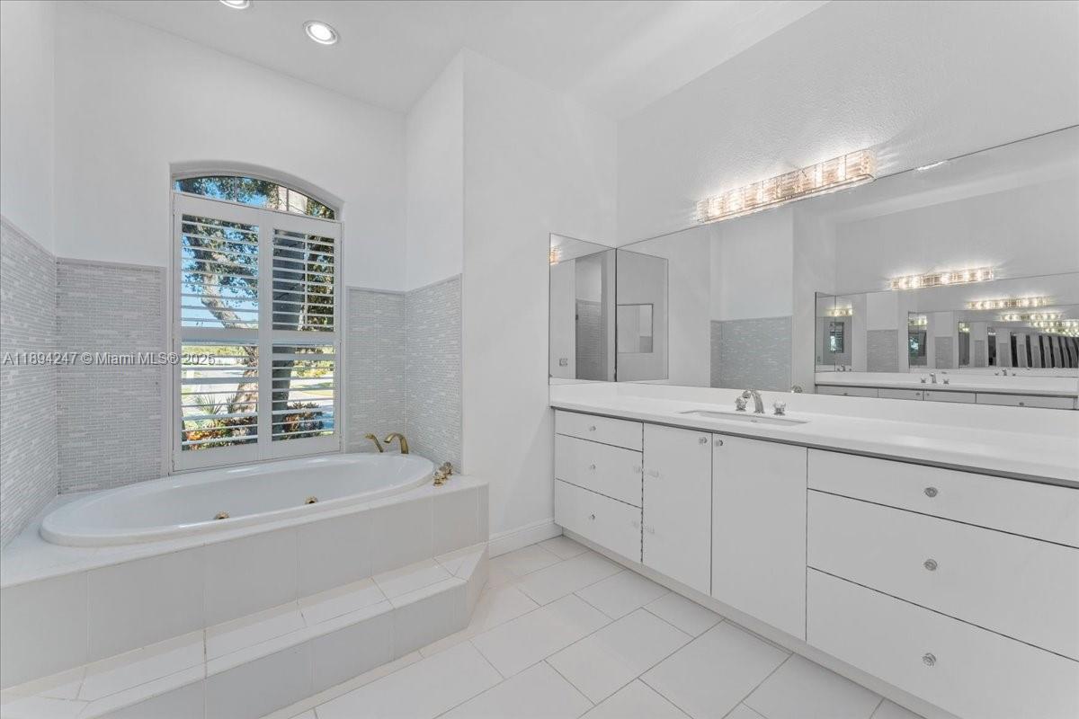 SKIMMER POINT - Residential