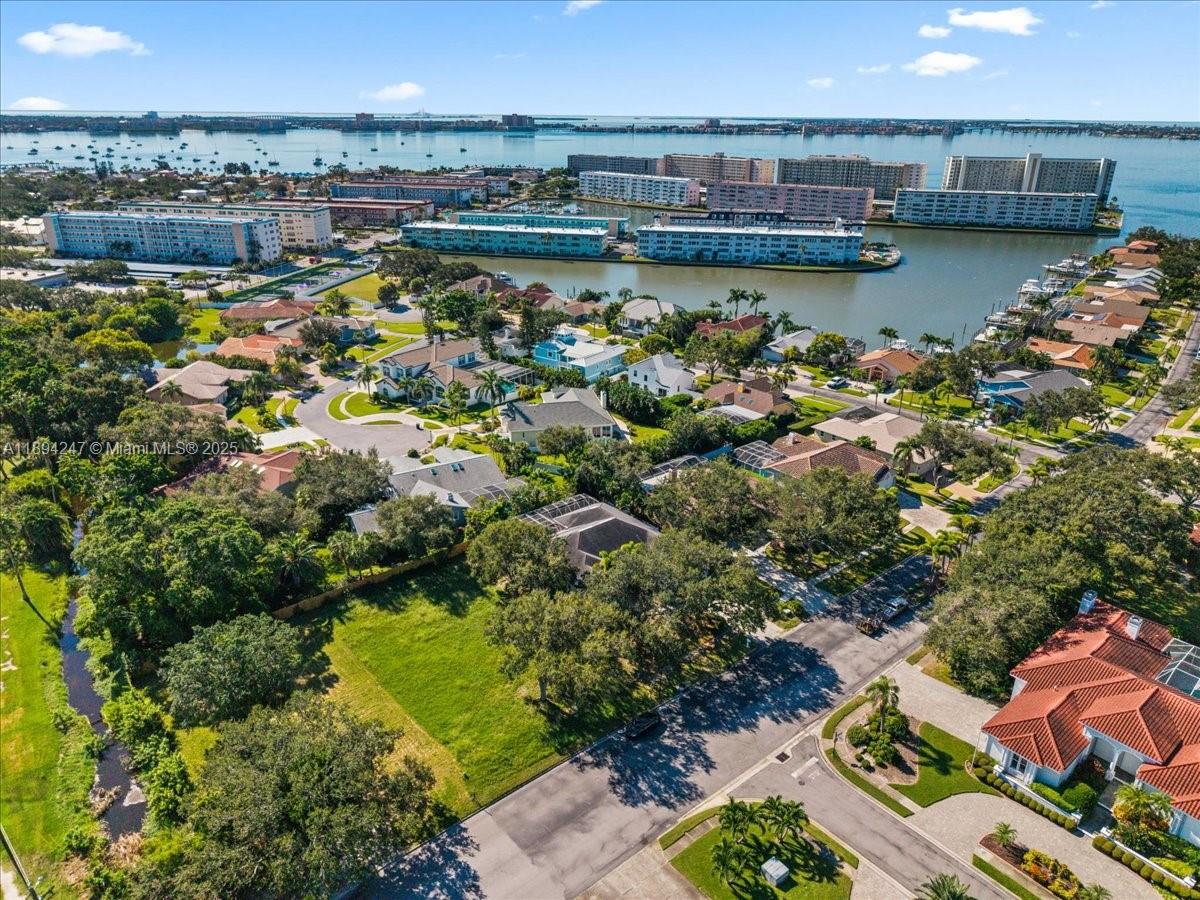 SKIMMER POINT - Residential