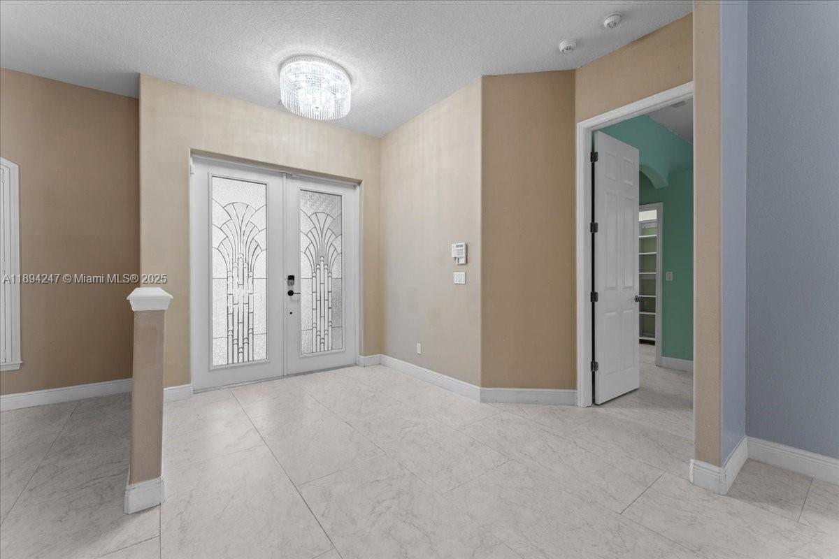 SKIMMER POINT - Residential