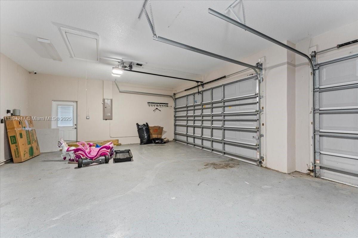 SKIMMER POINT - Residential