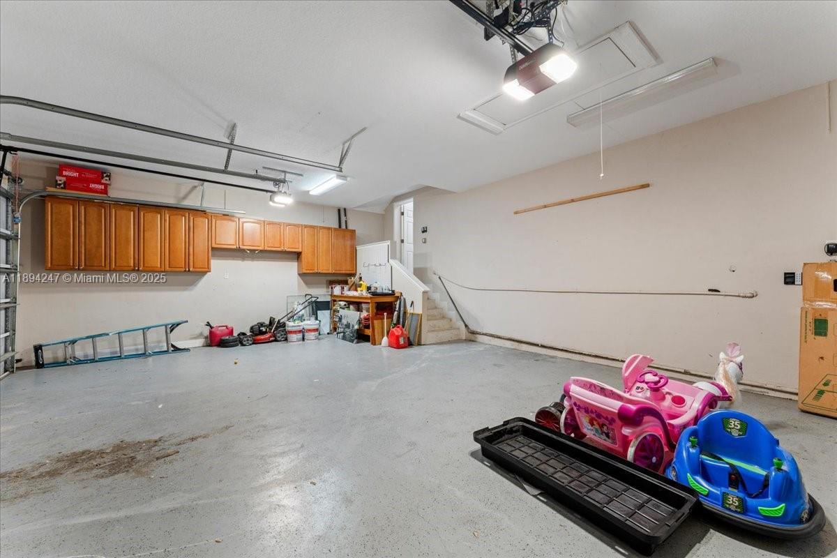 SKIMMER POINT - Residential