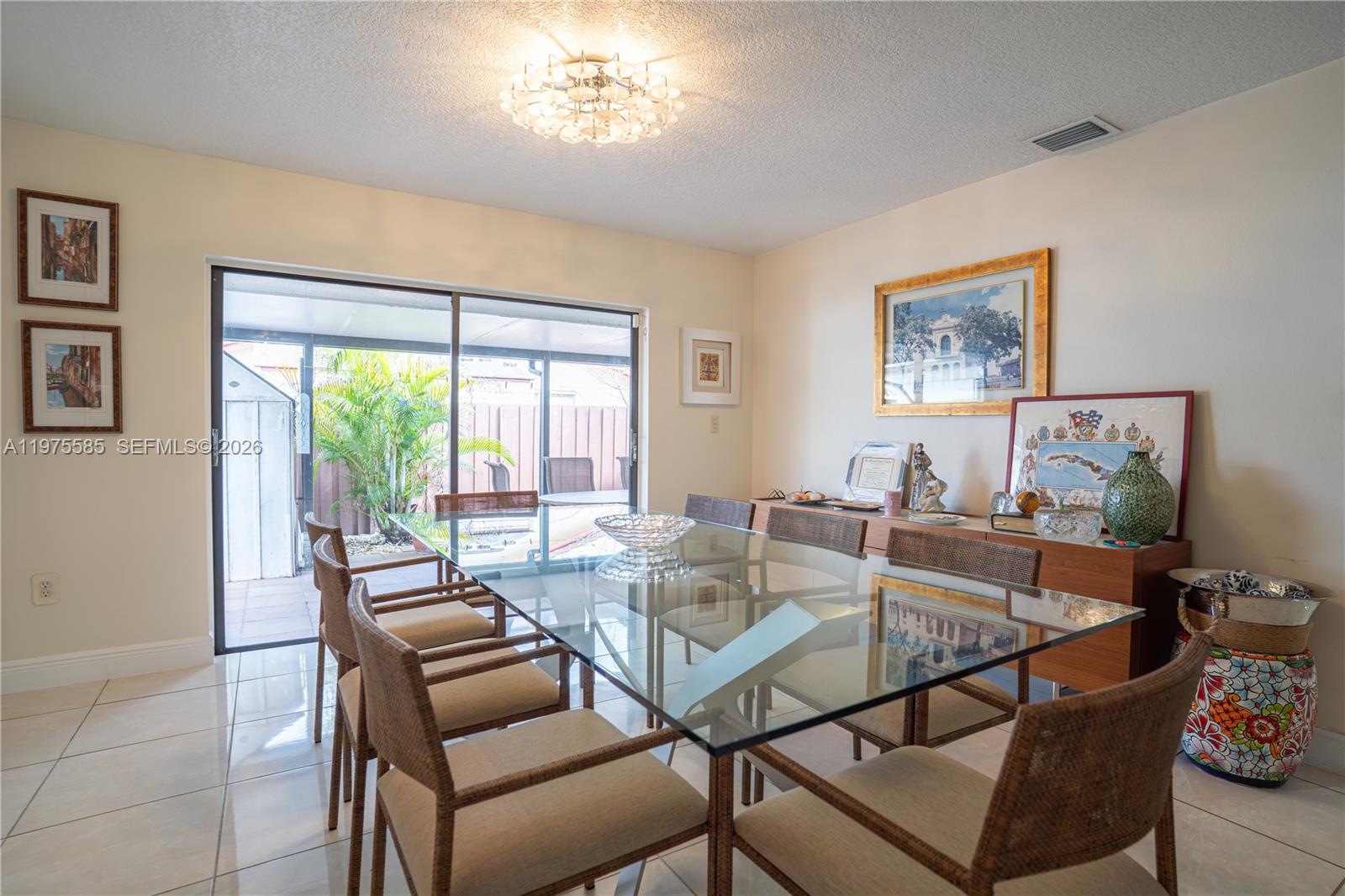 TAMIAMI LAKES SEC 3 - Residential Lease