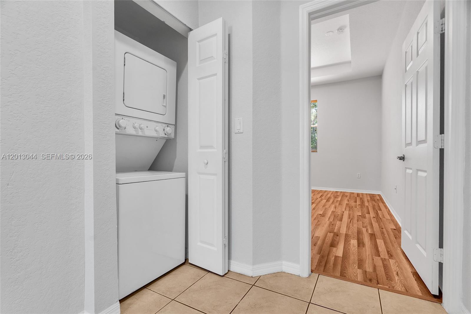 LAS TERRAZAS AT VIZCAYA - Residential Lease