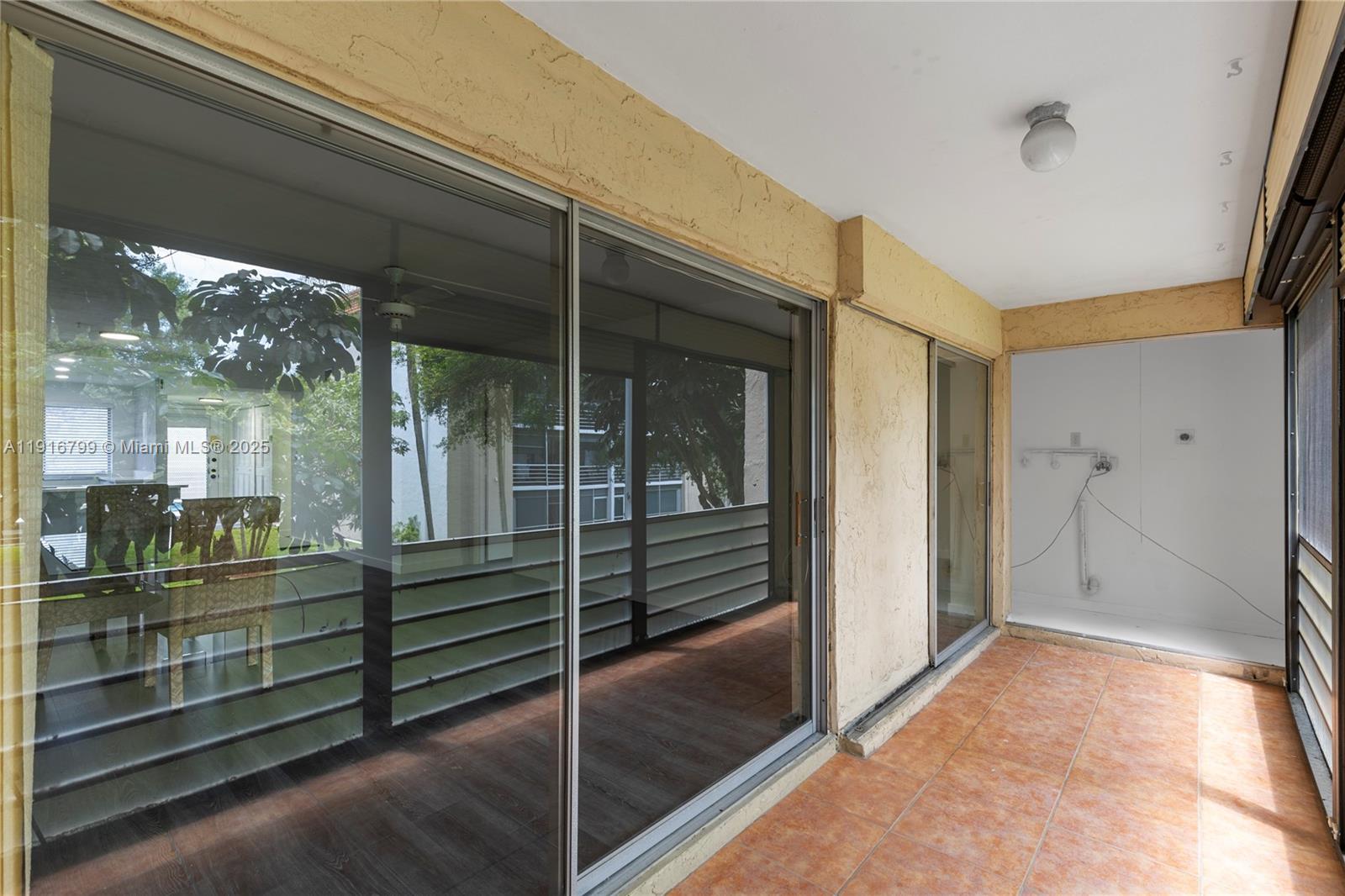 LAS VISTAS B IN INVERRARY - Residential