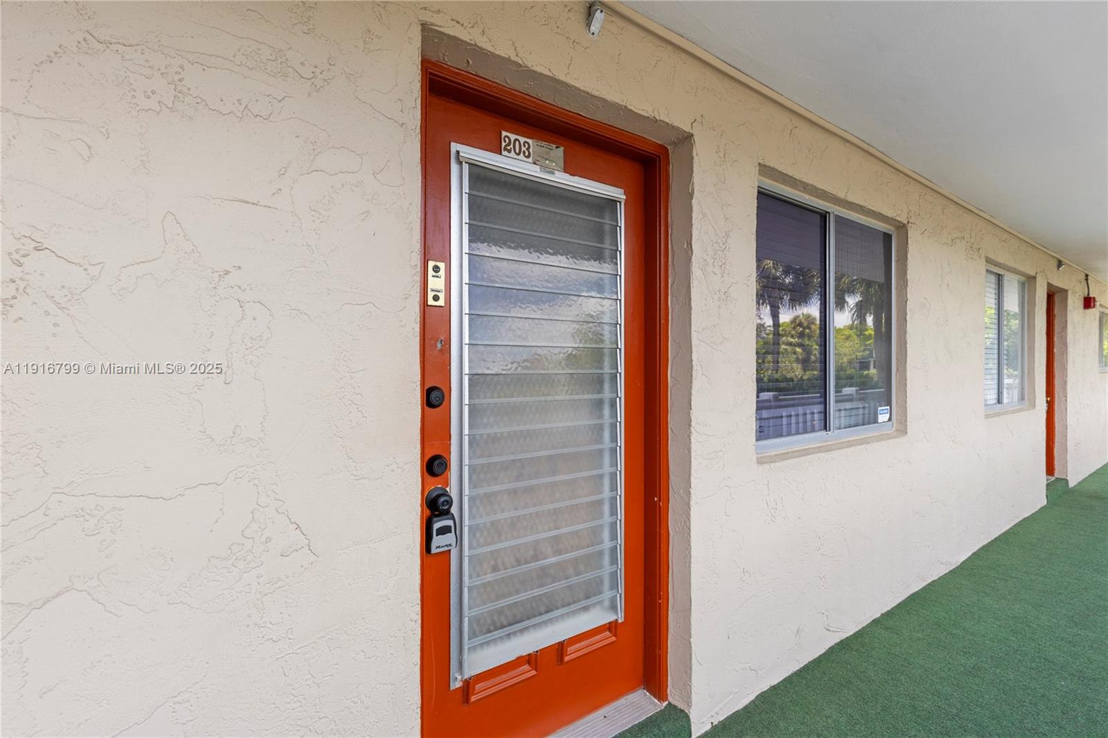 LAS VISTAS B IN INVERRARY - Residential