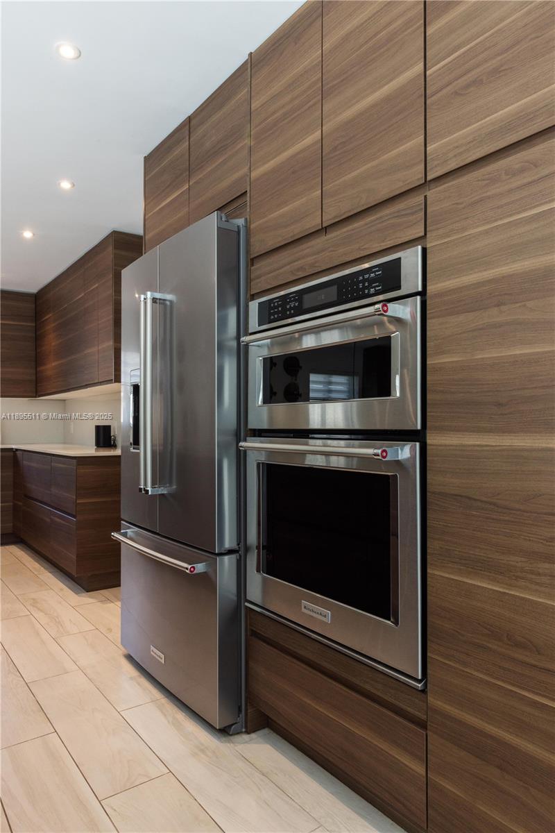 EVENINGSIDE - Residential