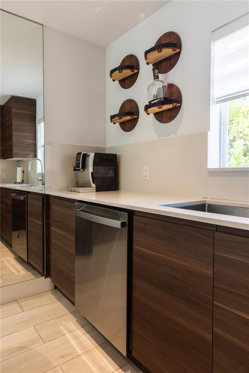 EVENINGSIDE - Residential