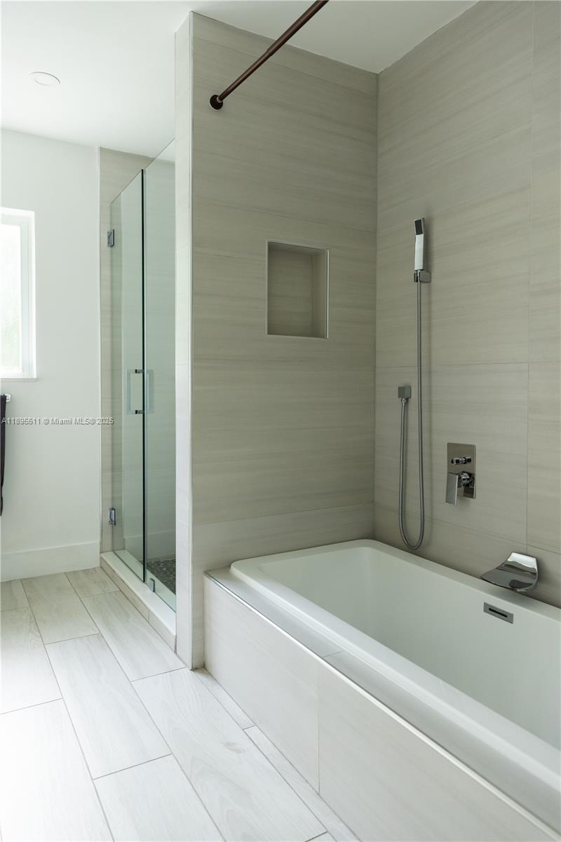 EVENINGSIDE - Residential