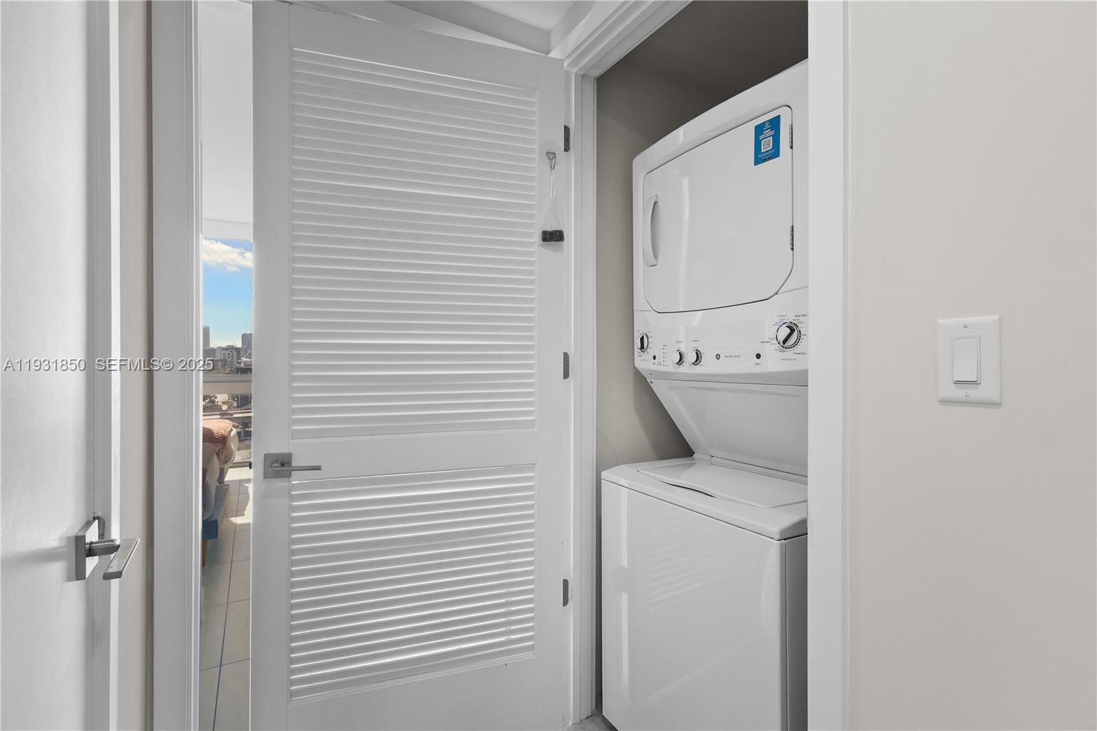 QUADRO CONDO - Residential