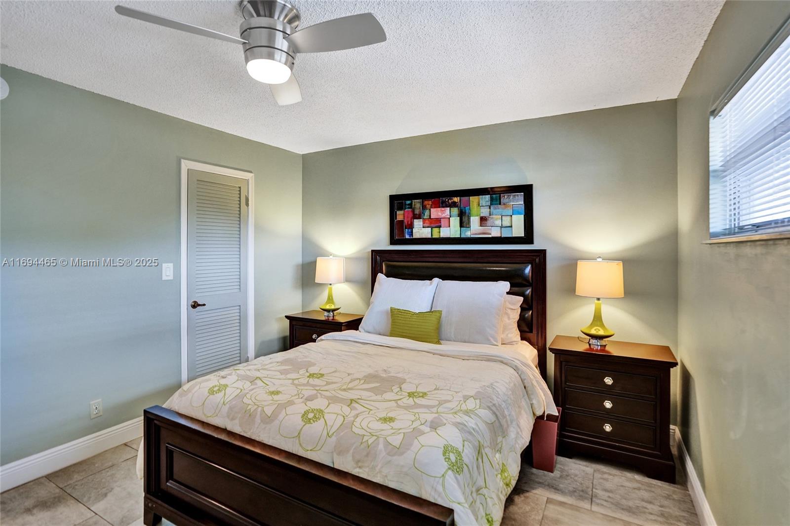 HOLLYBROOK GOLF AND - Residential