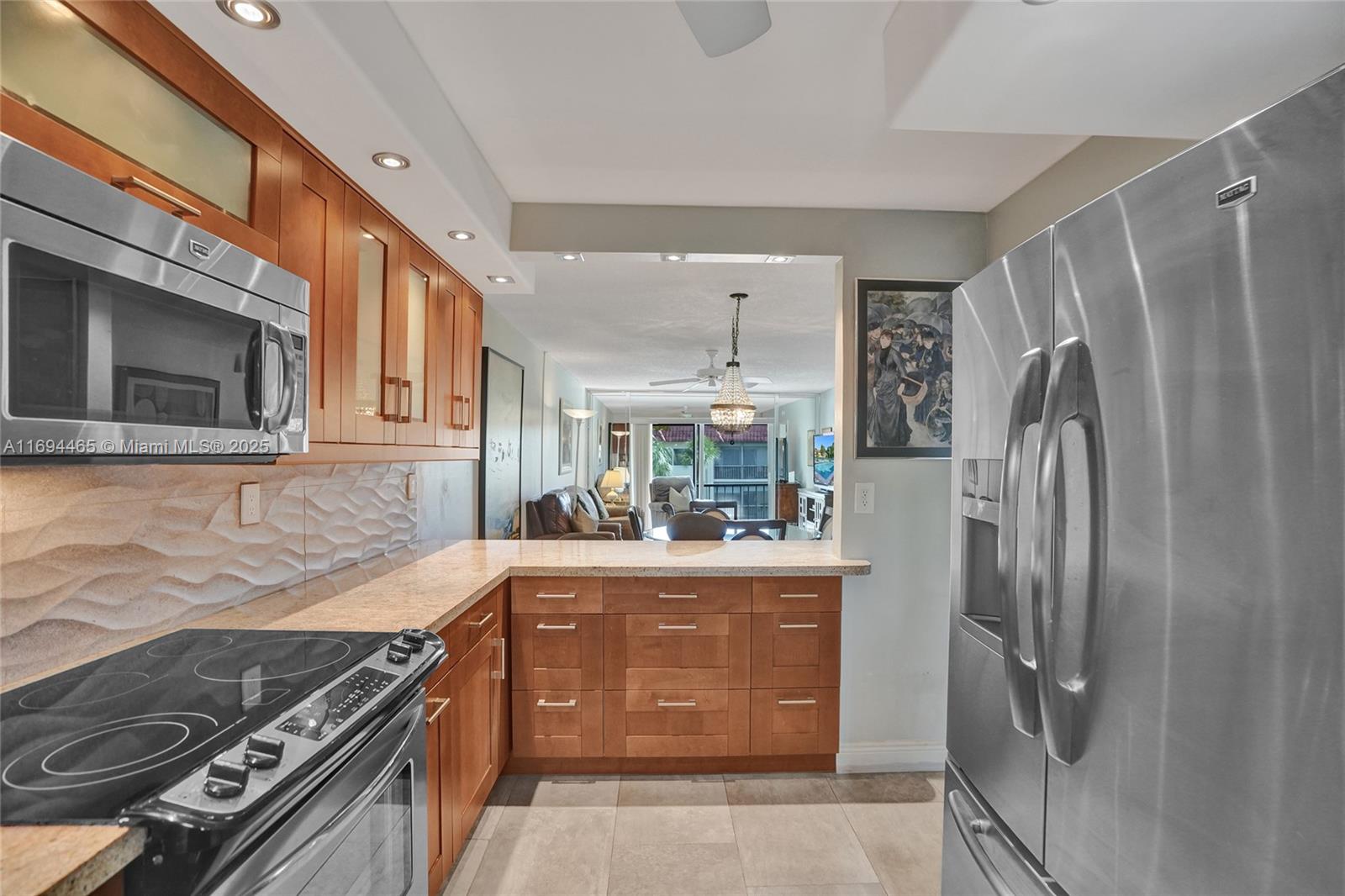 HOLLYBROOK GOLF AND - Residential