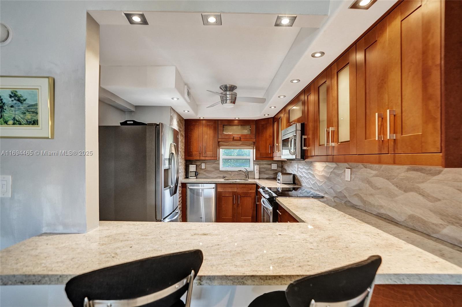HOLLYBROOK GOLF AND - Residential