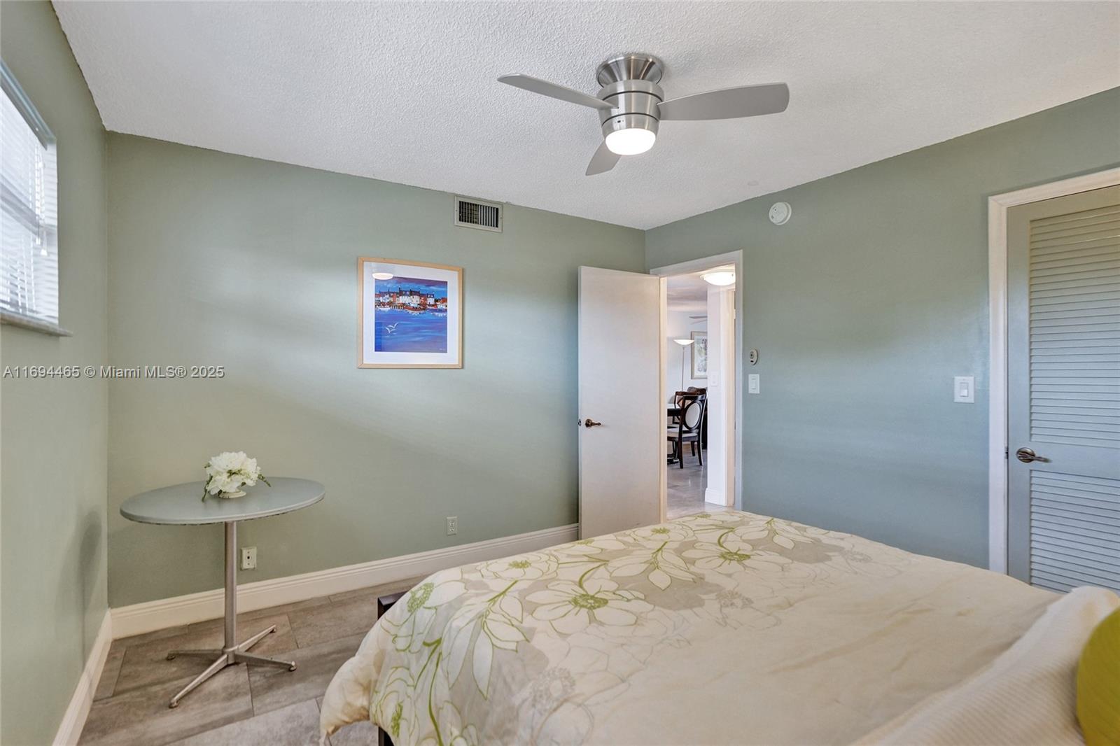 HOLLYBROOK GOLF AND - Residential