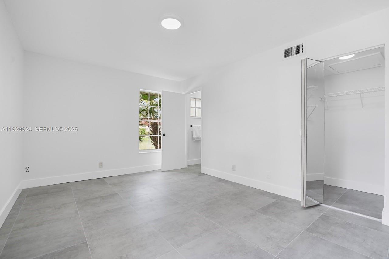 COVERED BRIDGE CONDO - Residential