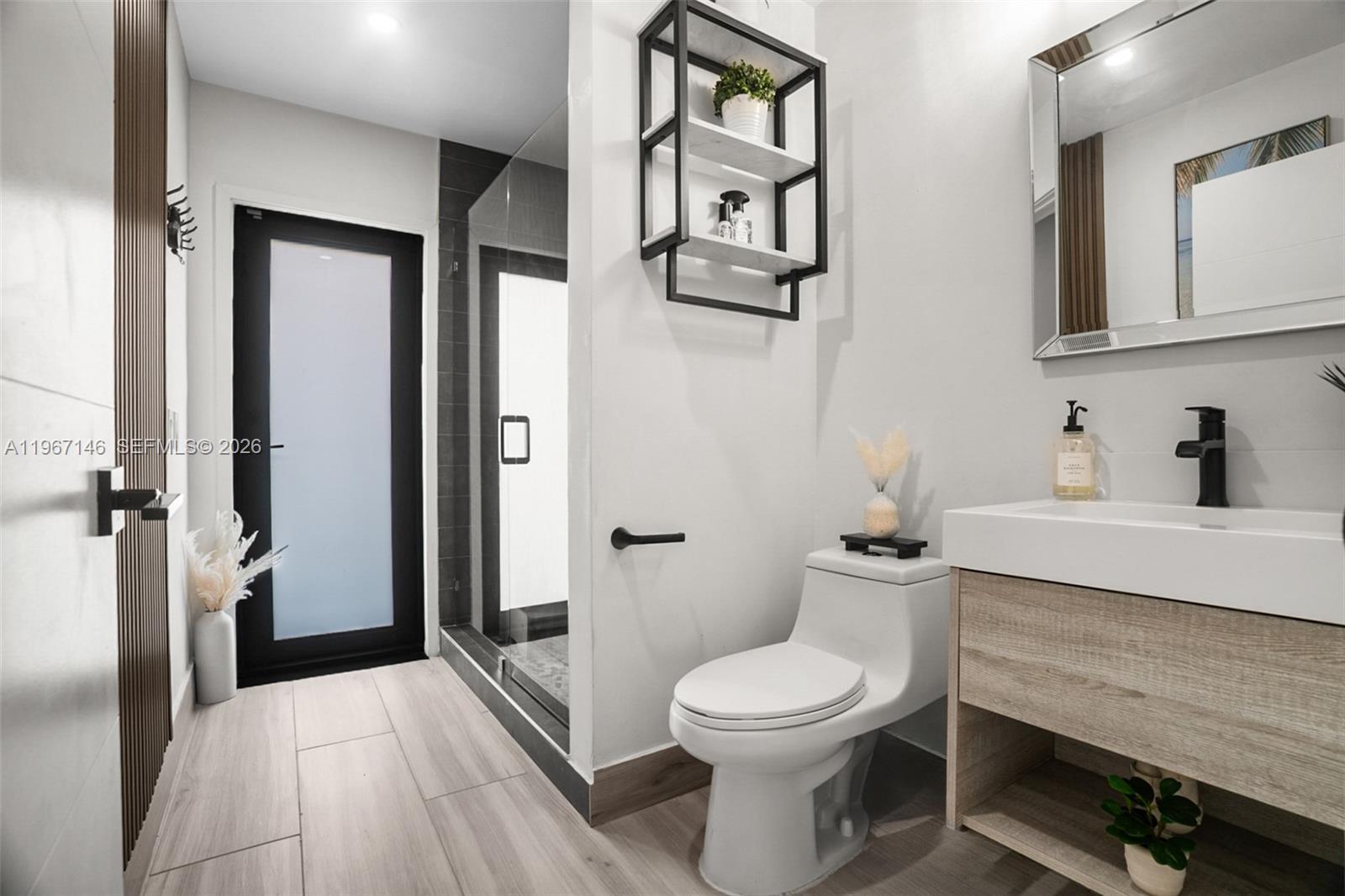 CHAPEL LAKE ESTATES - Residential