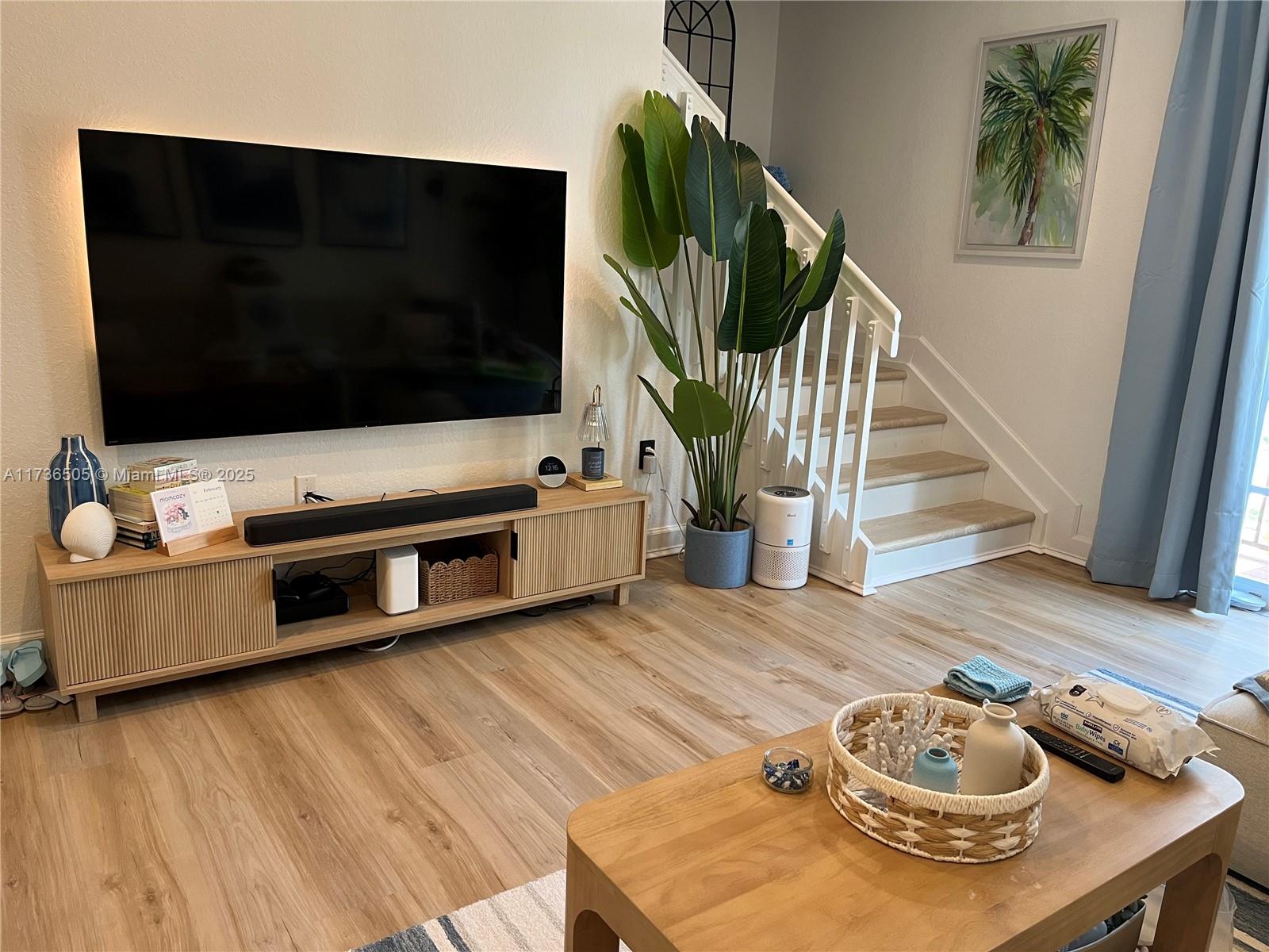 COBBLESTONE CONDO - Residential