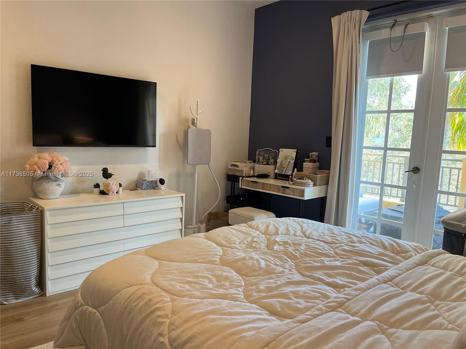 COBBLESTONE CONDO - Residential