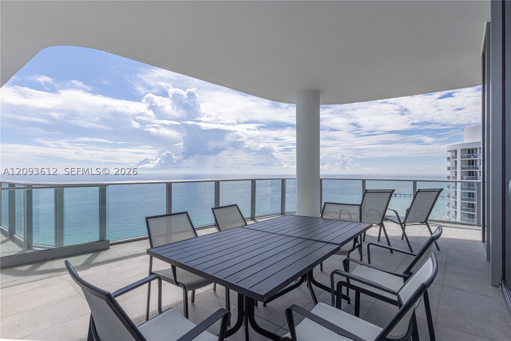 17475 Collins Ave 1802