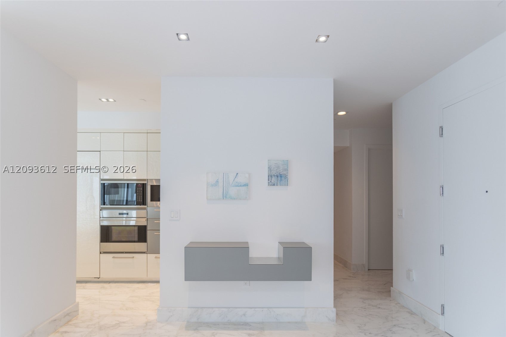 View photos, virtual tours, details... 17475 Collins Ave 1802