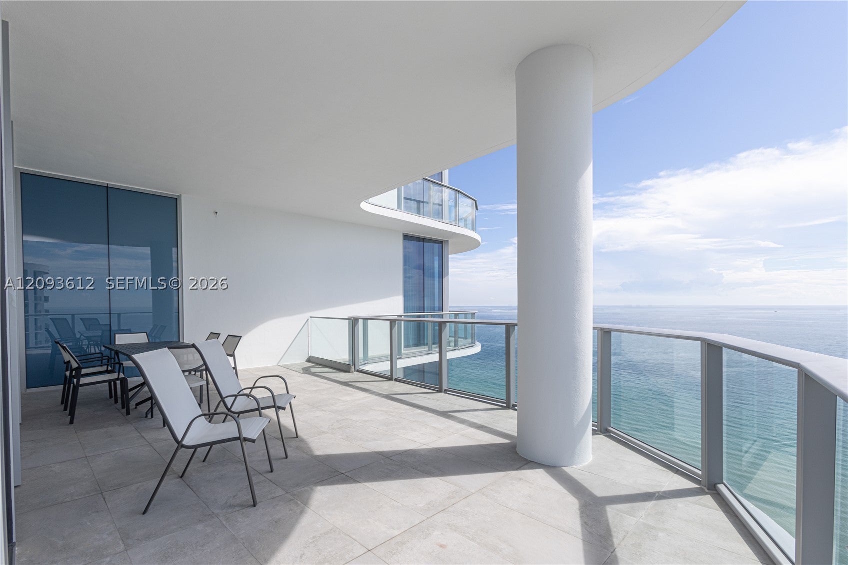 17475 Collins Ave 1802
