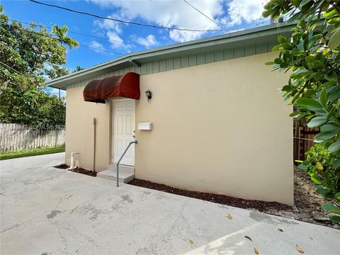 1654 SW 14th Ter 2 Miami FL 33145