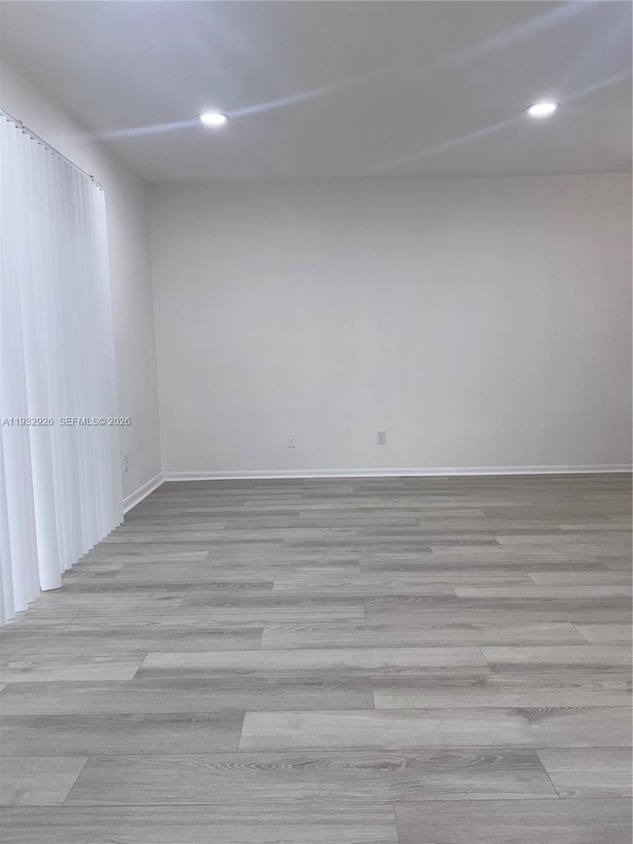 Malibu Bay - Residential