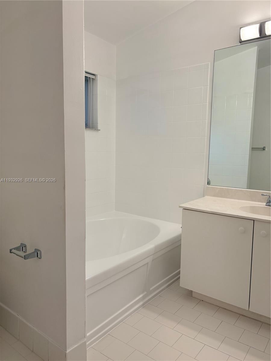 Malibu Bay - Residential