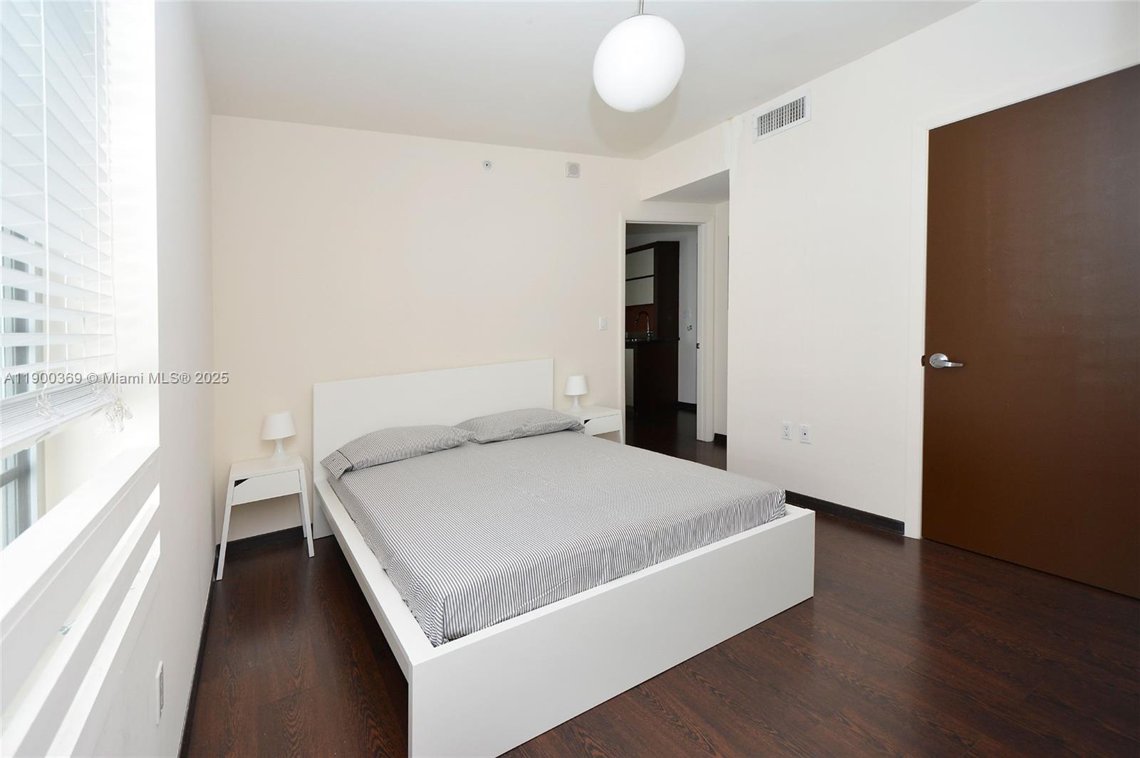ARTECITY GOVERNOR CONDO - Residential