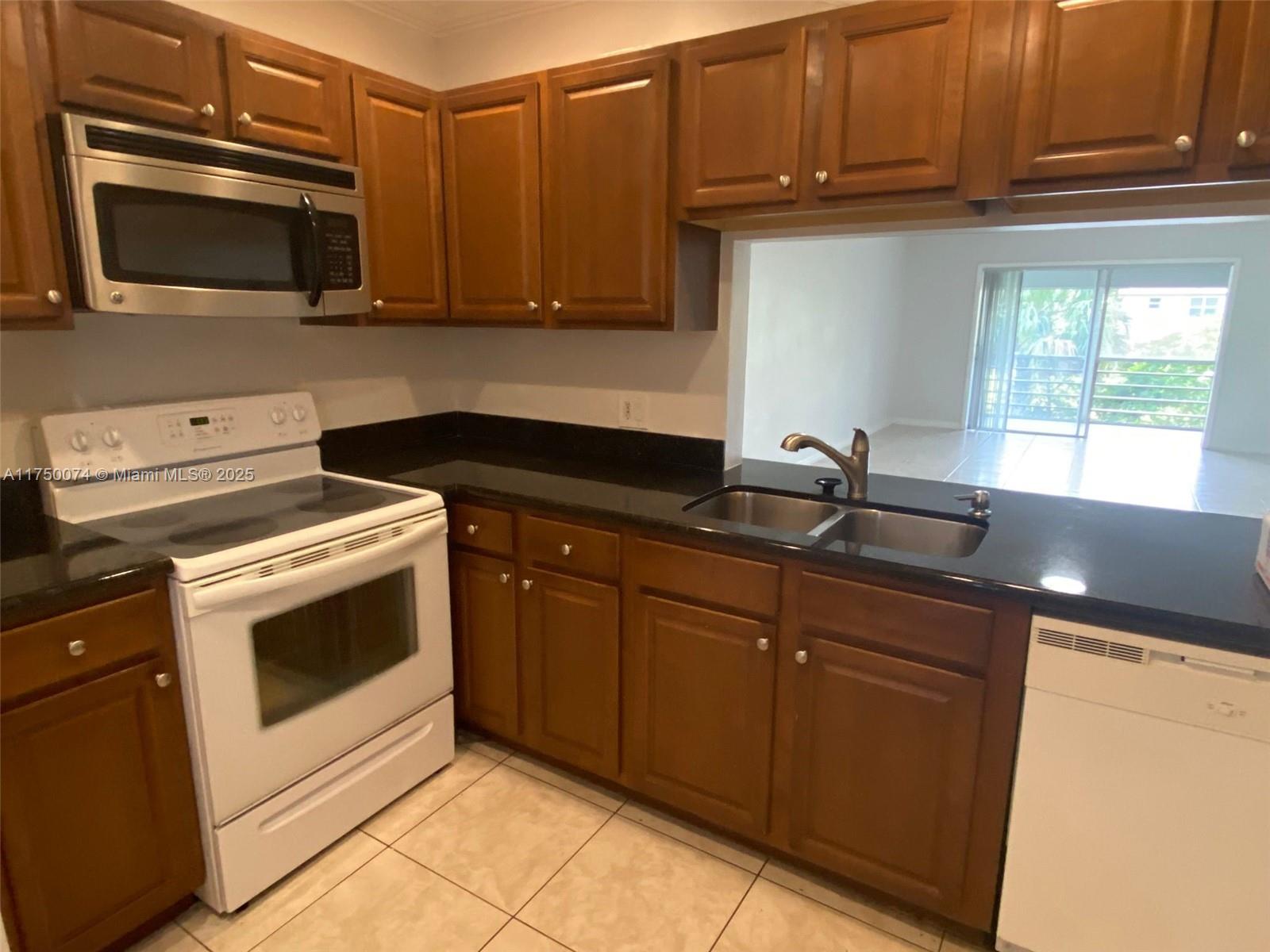 CRYSTAL GREENS CONDO - Residential
