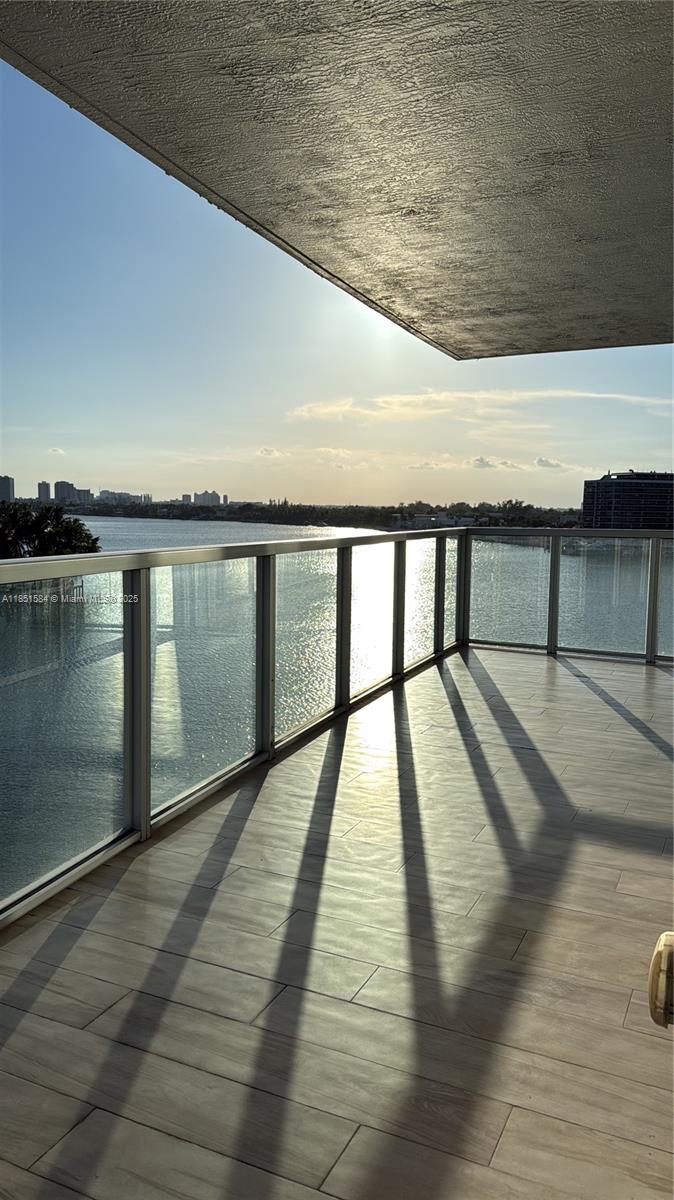 EDEN HOUSE CONDO - Residential