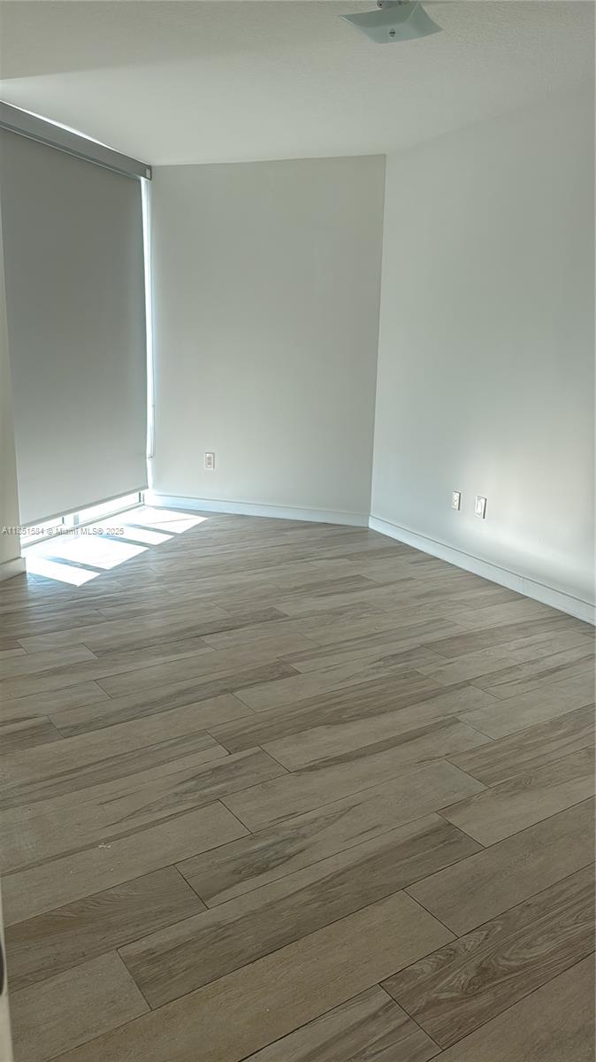 EDEN HOUSE CONDO - Residential