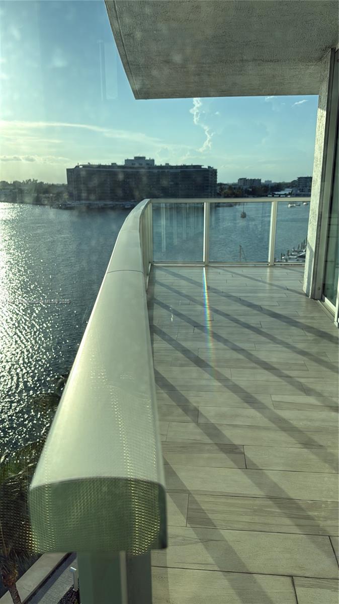 EDEN HOUSE CONDO - Residential