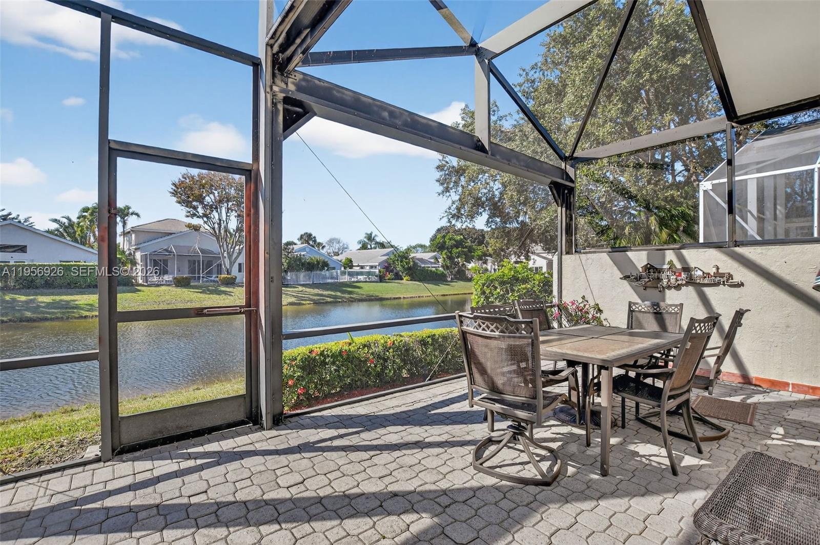 23331 Feather Palm Ct