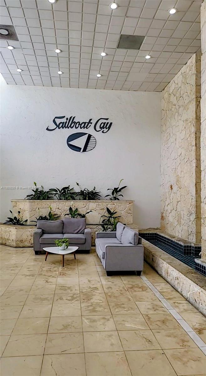 SAILBOAT CAY CONDO - Residential