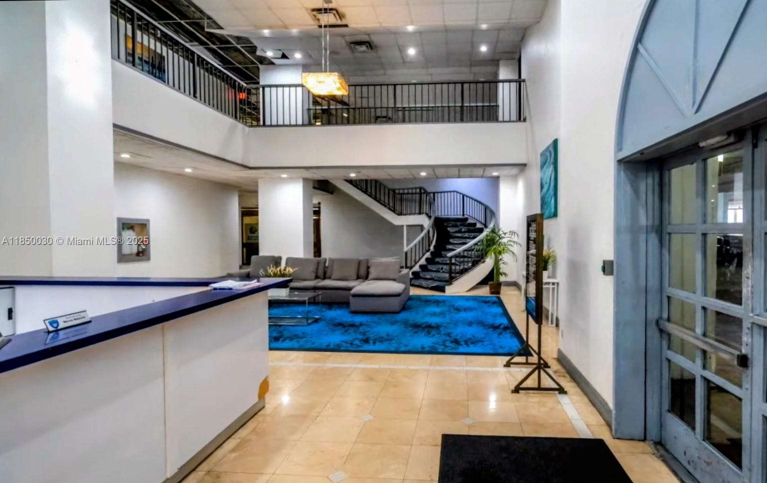 SAILBOAT CAY CONDO - Residential