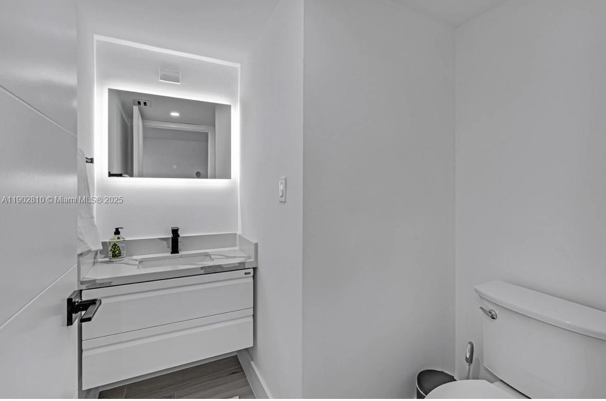 CLUB ATLANTIS CONDO - Residential