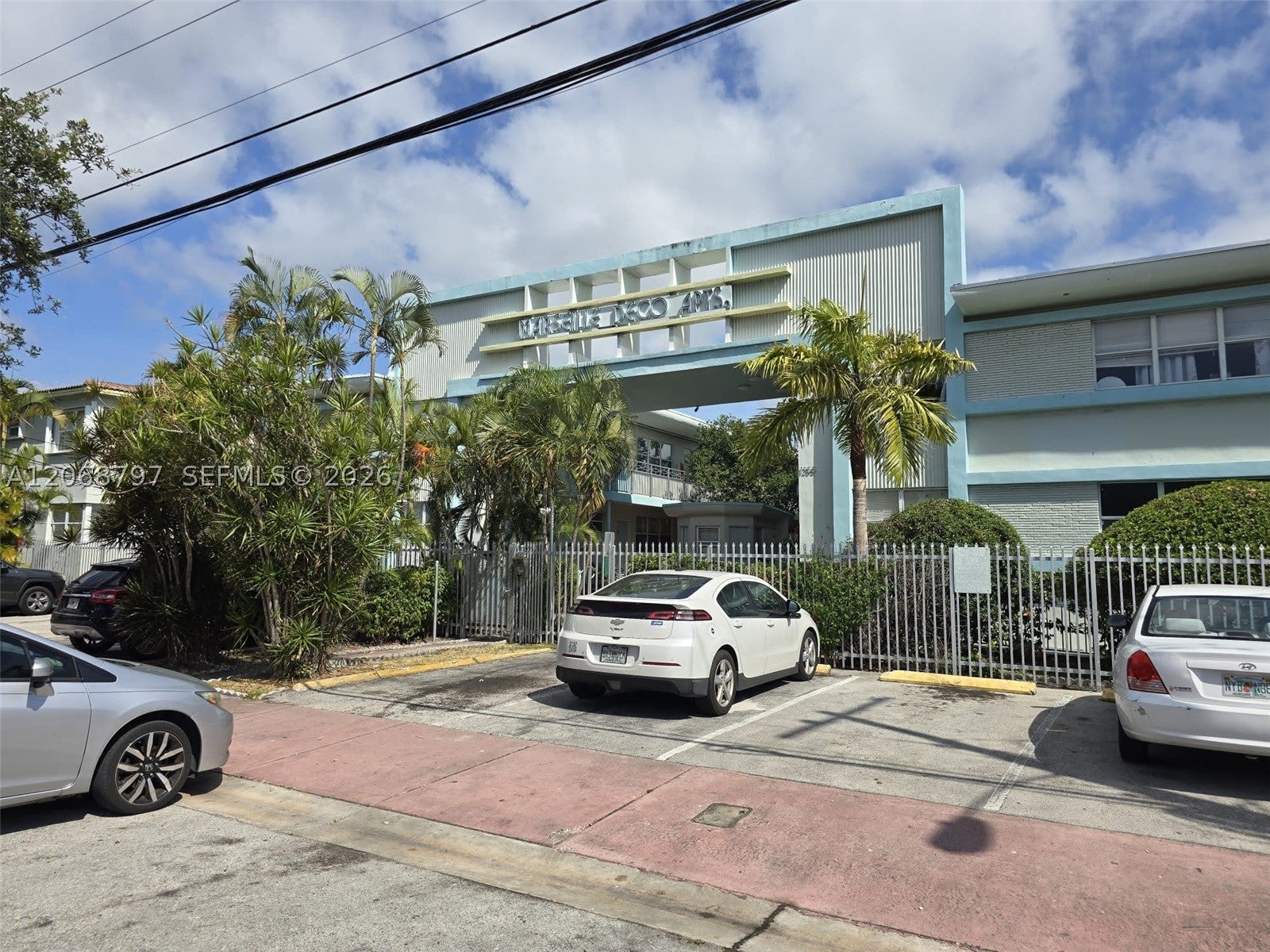 1255 Marseille Dr