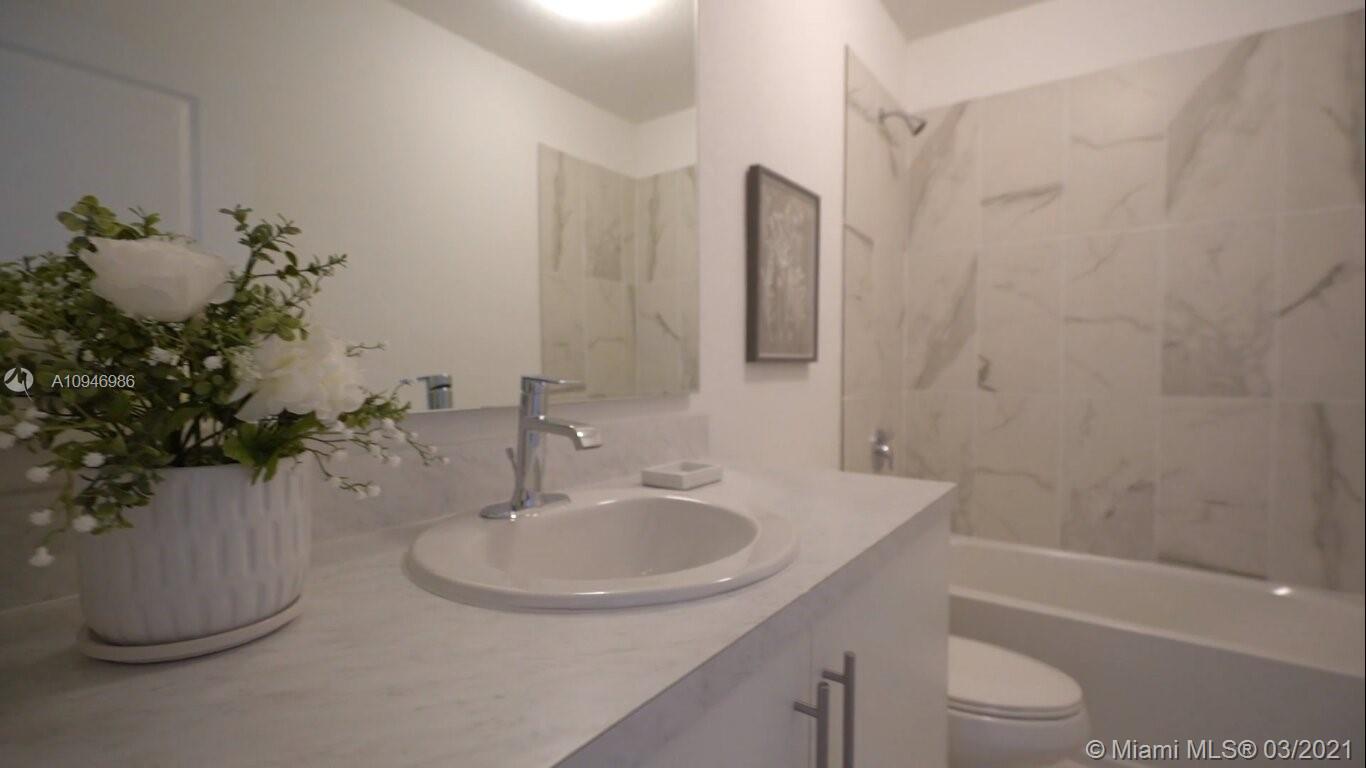 23 57 38 - Residential